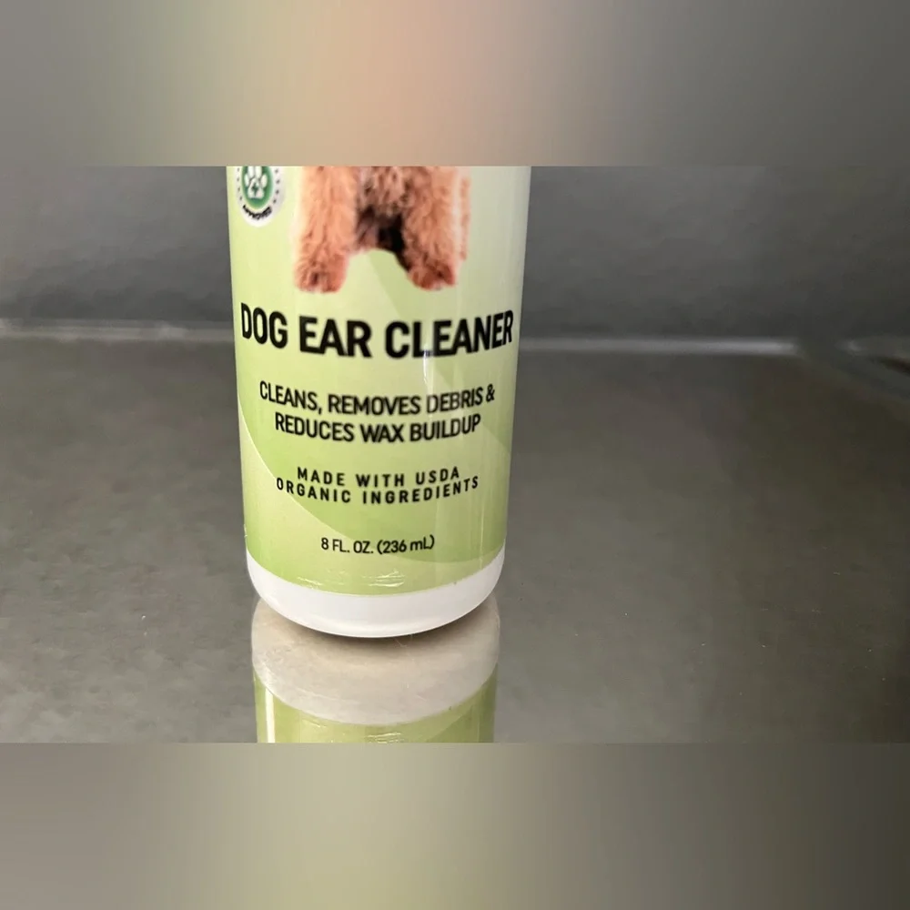 NWT We Love Doodles Dog Ear Cleaner 8 fl. Oz.